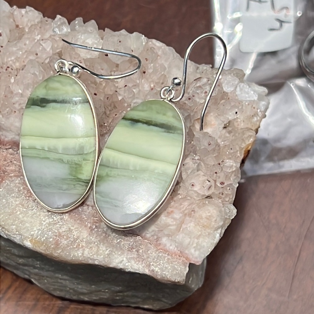 NATURAL SERPENTINE 925 STERLING SILVER EARRINGS